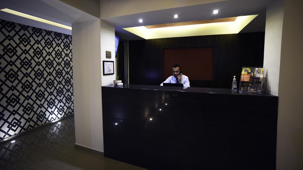 Six Hotel Guadalajara Expiatorio Kültér fotó